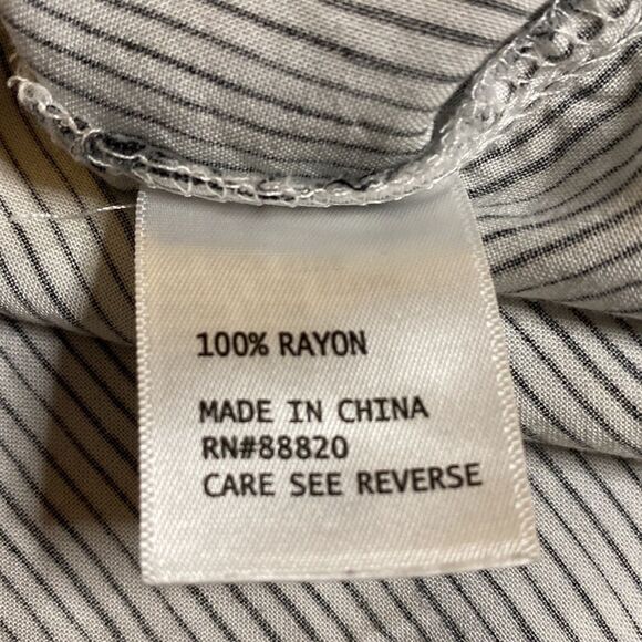 CYNTHIA ROWLEY Woman Striped Button Up Minimalist Black White Flowy Top - Picture 7 of 7